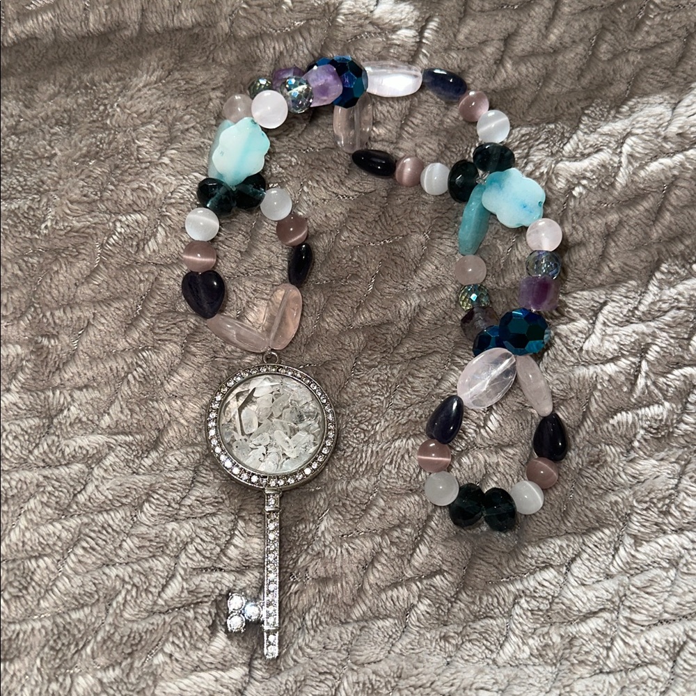 DreamLand Sparkle HangCharm (Rose Quartz, Amethyst,Pink & White Cat’s Eye)